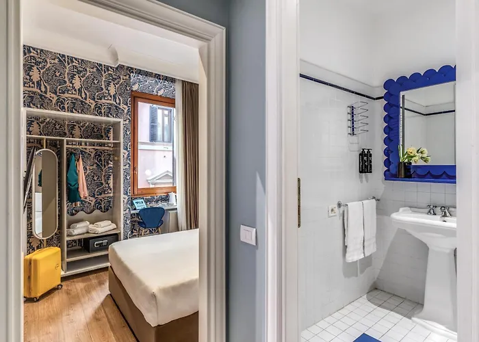 Townhouse Condotti 29 Konukevi Roma