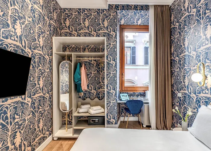 Townhouse Condotti 29